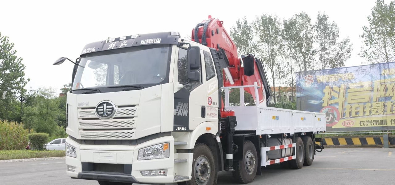 FAW JBP 380hp Crane |Truck Excellent Condition - Kamion sa dizalicom: slika 5 FAW JBP 380hp Crane |Truck Excellent Condition - Kamion sa dizalicom: slika 5