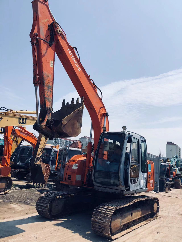 HITACHI EX135 - Bager guseničar: slika 5 HITACHI EX135 - Bager guseničar: slika 5