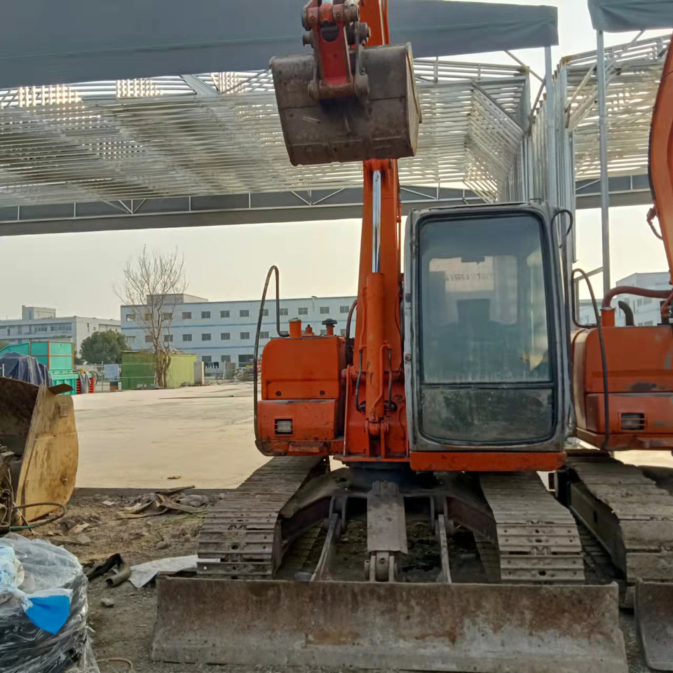 HITACHI EX60-5 - Bager guseničar: slika 3 HITACHI EX60-5 - Bager guseničar: slika 3