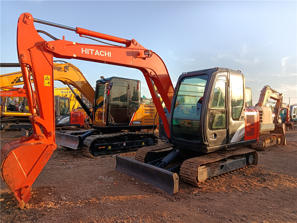 HITACHI ZX60 - Bager guseničar: slika 2 HITACHI ZX60 - Bager guseničar: slika 2