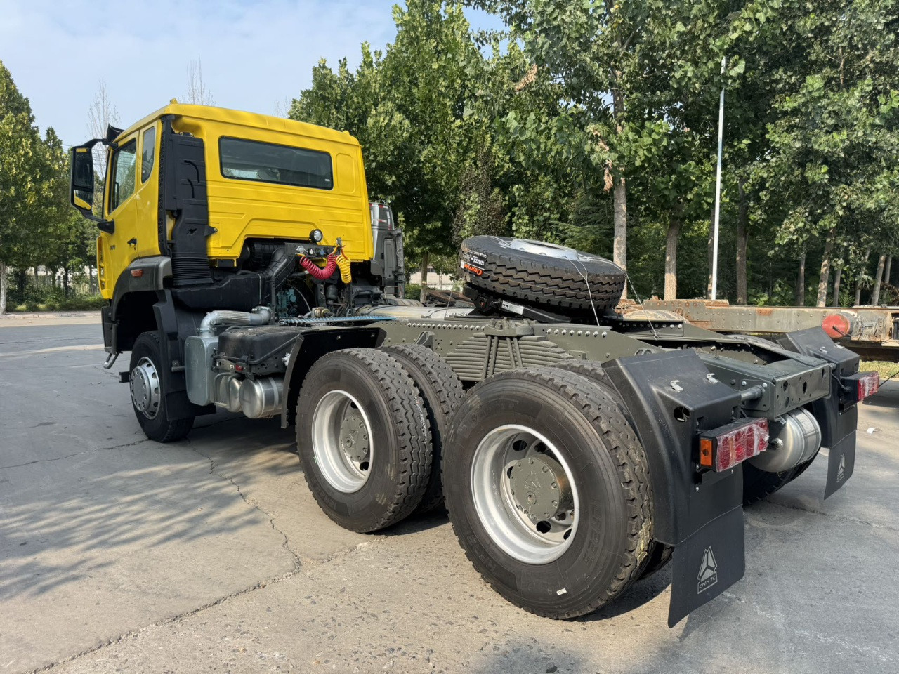 HOWO 371 HP Dump Truck Click Here for Discount - Istovarivač: slika 4 HOWO 371 HP Dump Truck Click Here for Discount - Istovarivač: slika 4