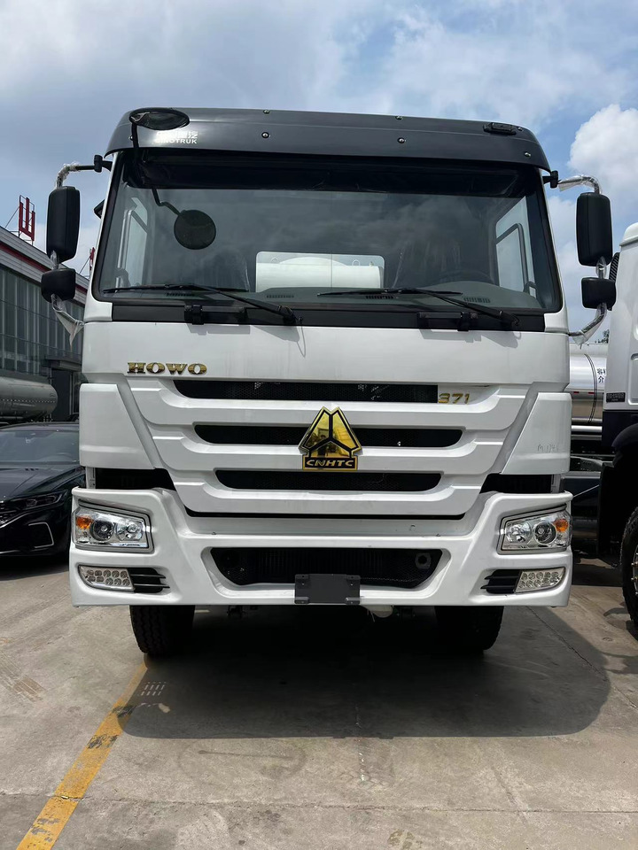 HOWO Cement Mixer Truck 12cube Click Here for Discount - Mikser za beton: slika 3 HOWO Cement Mixer Truck 12cube Click Here for Discount - Mikser za beton: slika 3