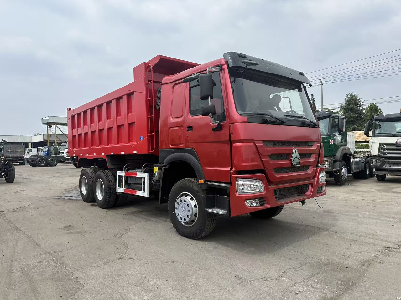 HOWO Dump Truck 6x4 Click Here for Discount - Istovarivač: slika 1 HOWO Dump Truck 6x4 Click Here for Discount - Istovarivač: slika 1