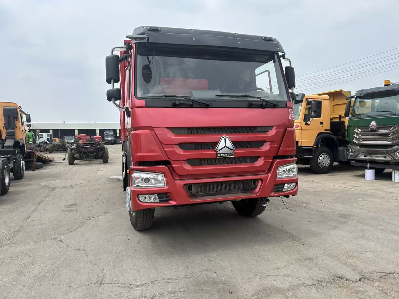HOWO Dump Truck 6x4 Click Here for Discount - Istovarivač: slika 2 HOWO Dump Truck 6x4 Click Here for Discount - Istovarivač: slika 2