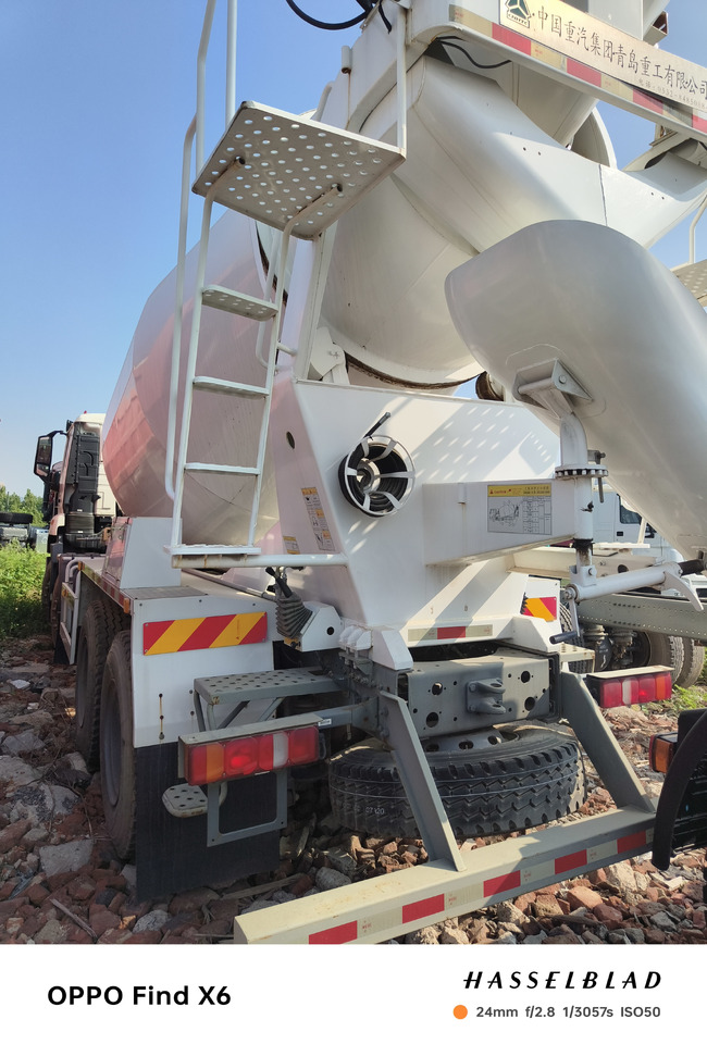 HOWO HaoHan N5G Cement Mixer Truck - Mikser za beton: slika 3 HOWO HaoHan N5G Cement Mixer Truck - Mikser za beton: slika 3