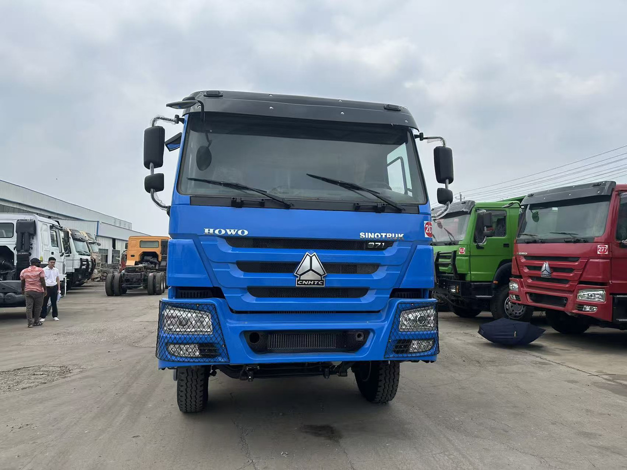 HOWO Haohan 6✖4 Dump Truck Click Here for Discount - Kamion sa zatvorenim sandukom: slika 1 HOWO Haohan 6✖4 Dump Truck Click Here for Discount - Kamion sa zatvorenim sandukom: slika 1
