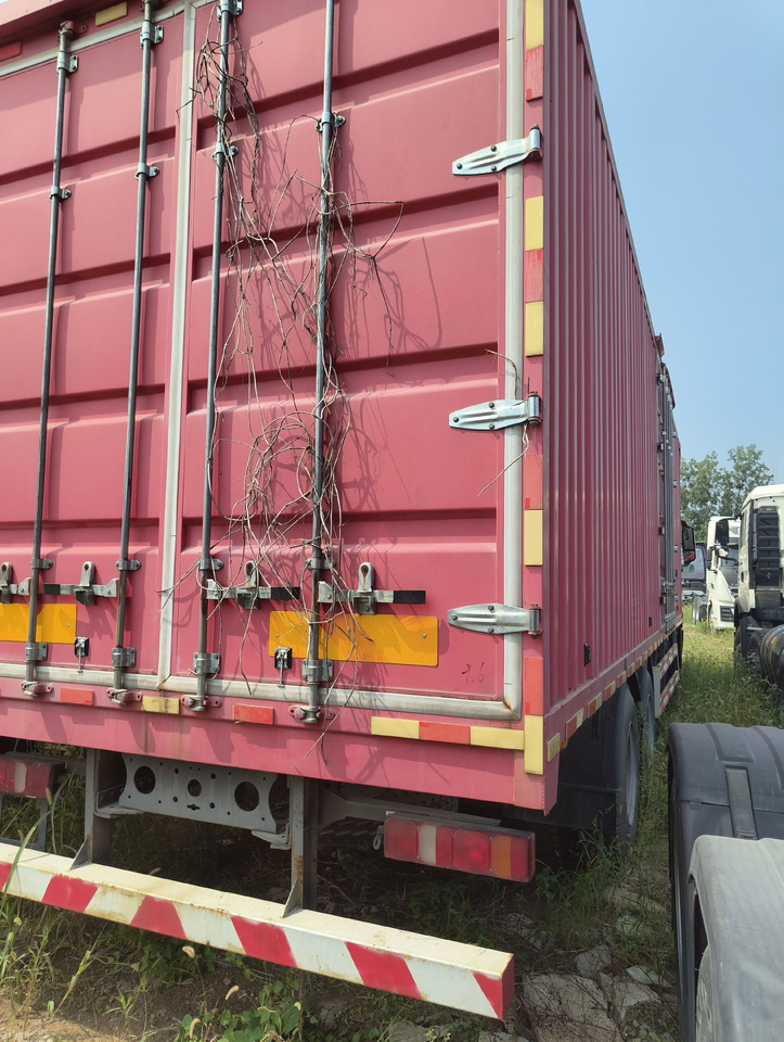 HOWO Haohan N7 Box Truck Click Here for Discount - Kamion sa zatvorenim sandukom: slika 4 HOWO Haohan N7 Box Truck Click Here for Discount - Kamion sa zatvorenim sandukom: slika 4