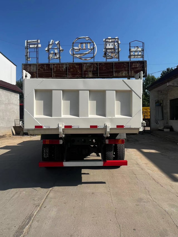HOWO T5G 220 4✖2 Dump Truck - Istovarivač: slika 5 HOWO T5G 220 4✖2 Dump Truck - Istovarivač: slika 5