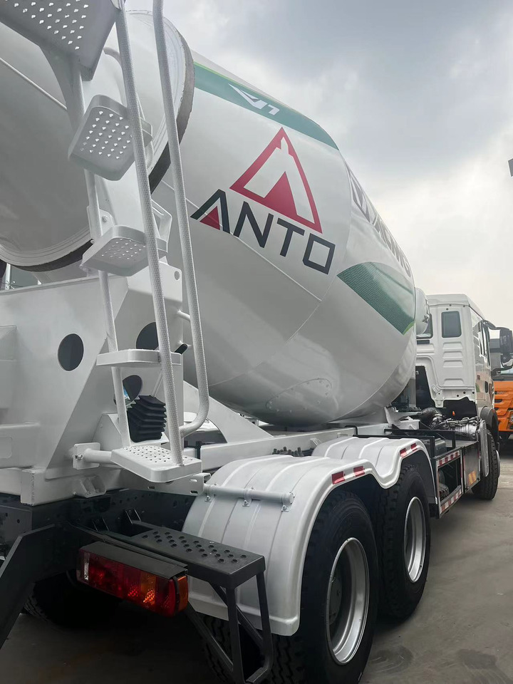 HOWO TX350 Cement Mixer Truck - Mikser za beton: slika 5 HOWO TX350 Cement Mixer Truck - Mikser za beton: slika 5