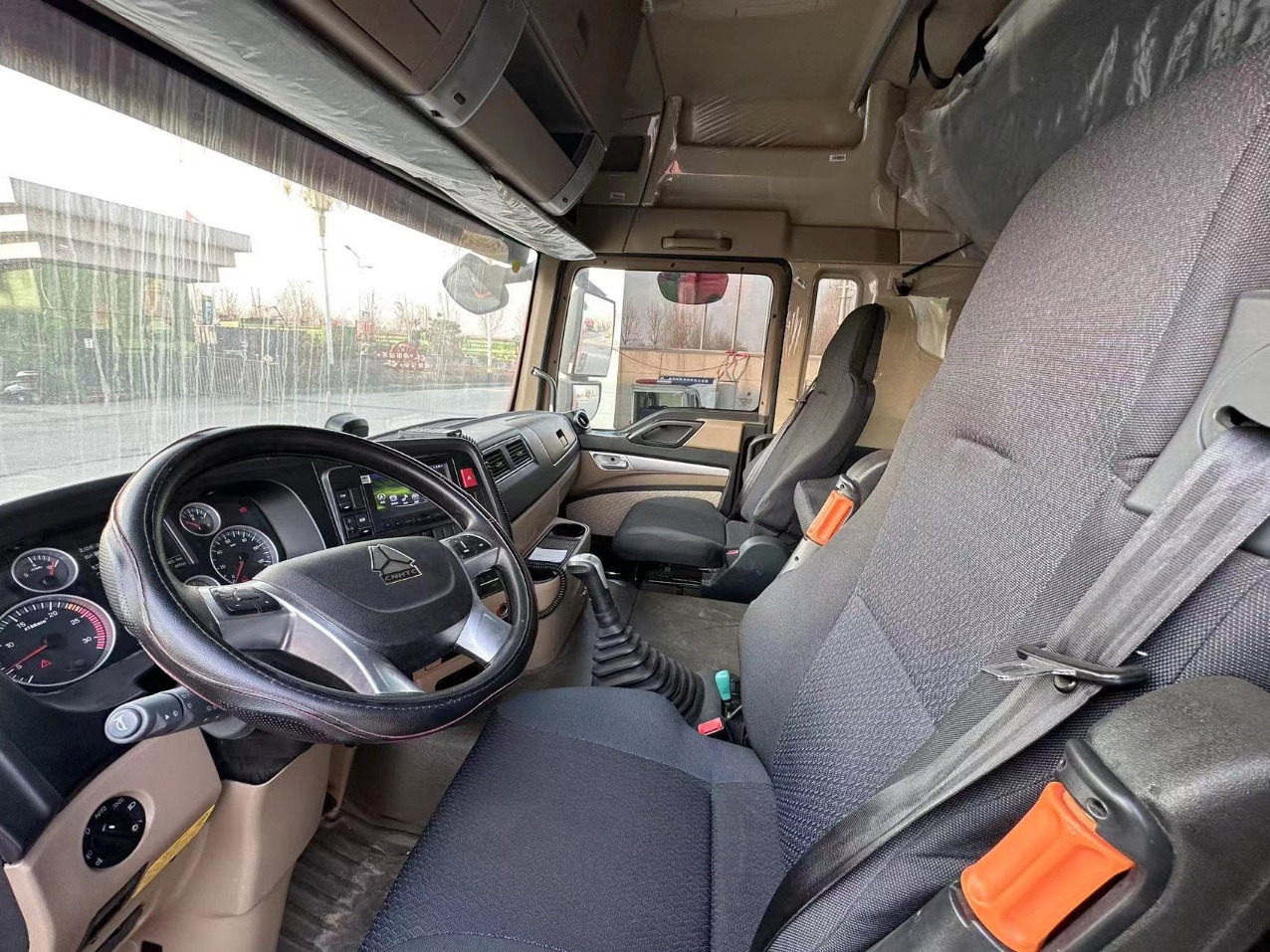 HOWO TX400 Truck Unit Click Here for Discount - Istovarivač: slika 4 HOWO TX400 Truck Unit Click Here for Discount - Istovarivač: slika 4