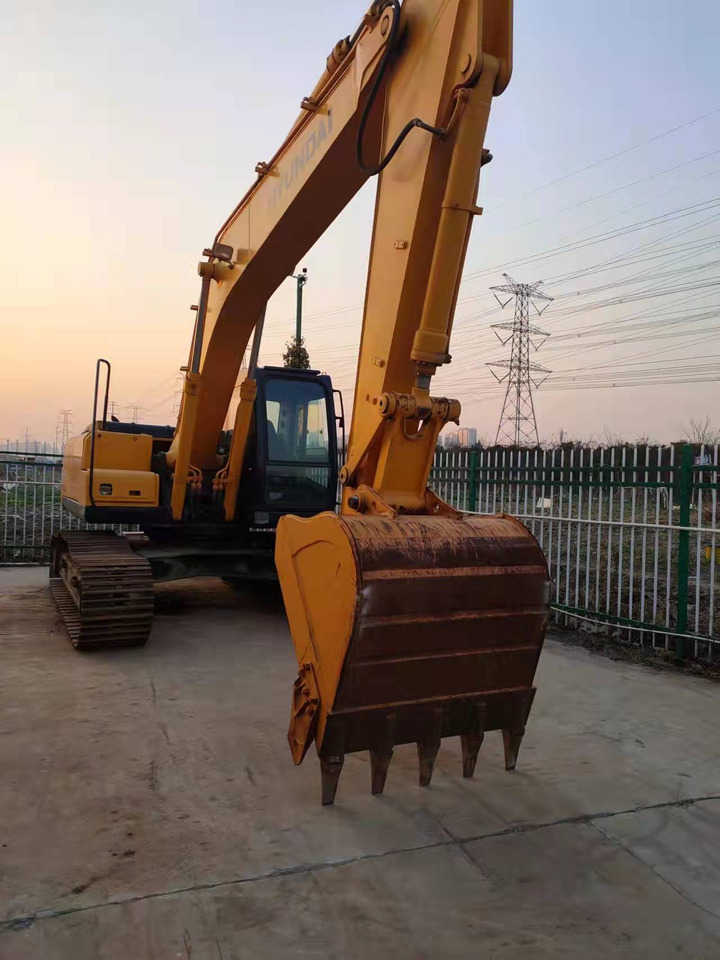 HYUNDAI R225LC-7 - Bager guseničar: slika 1 HYUNDAI R225LC-7 - Bager guseničar: slika 1