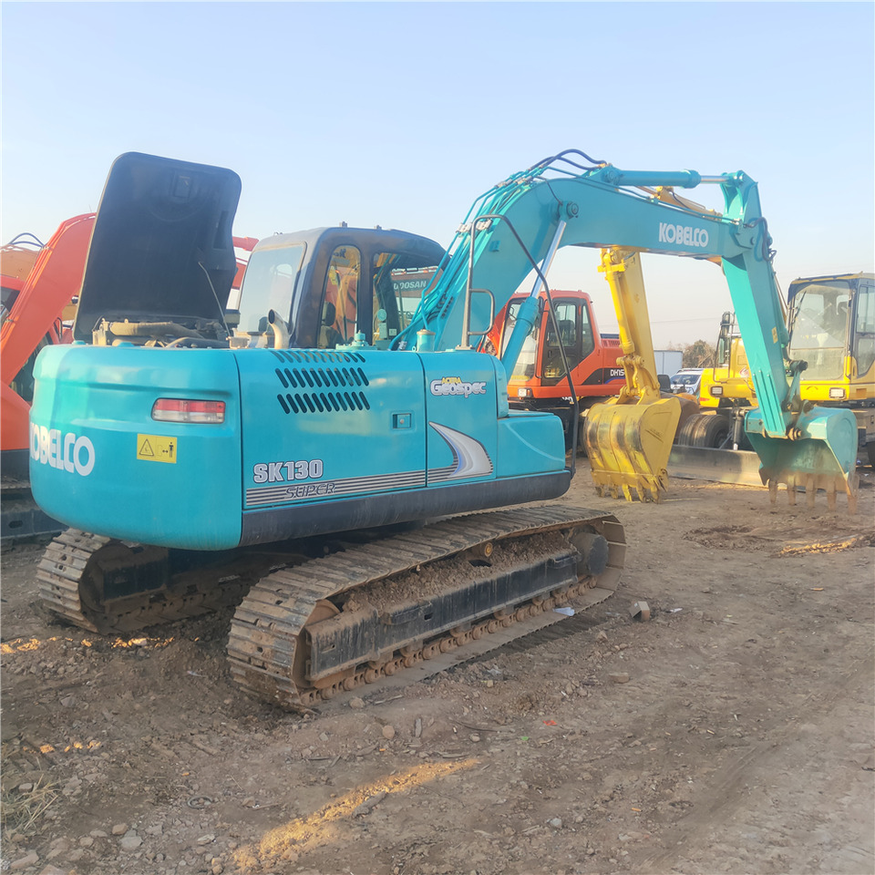KOBELCO SK130 - Bager guseničar: slika 2 KOBELCO SK130 - Bager guseničar: slika 2