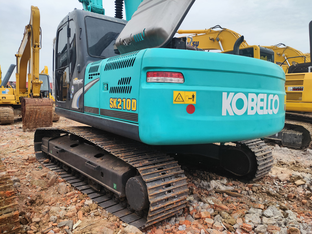 KOBELCO SK210D - Bager guseničar: slika 2 KOBELCO SK210D - Bager guseničar: slika 2