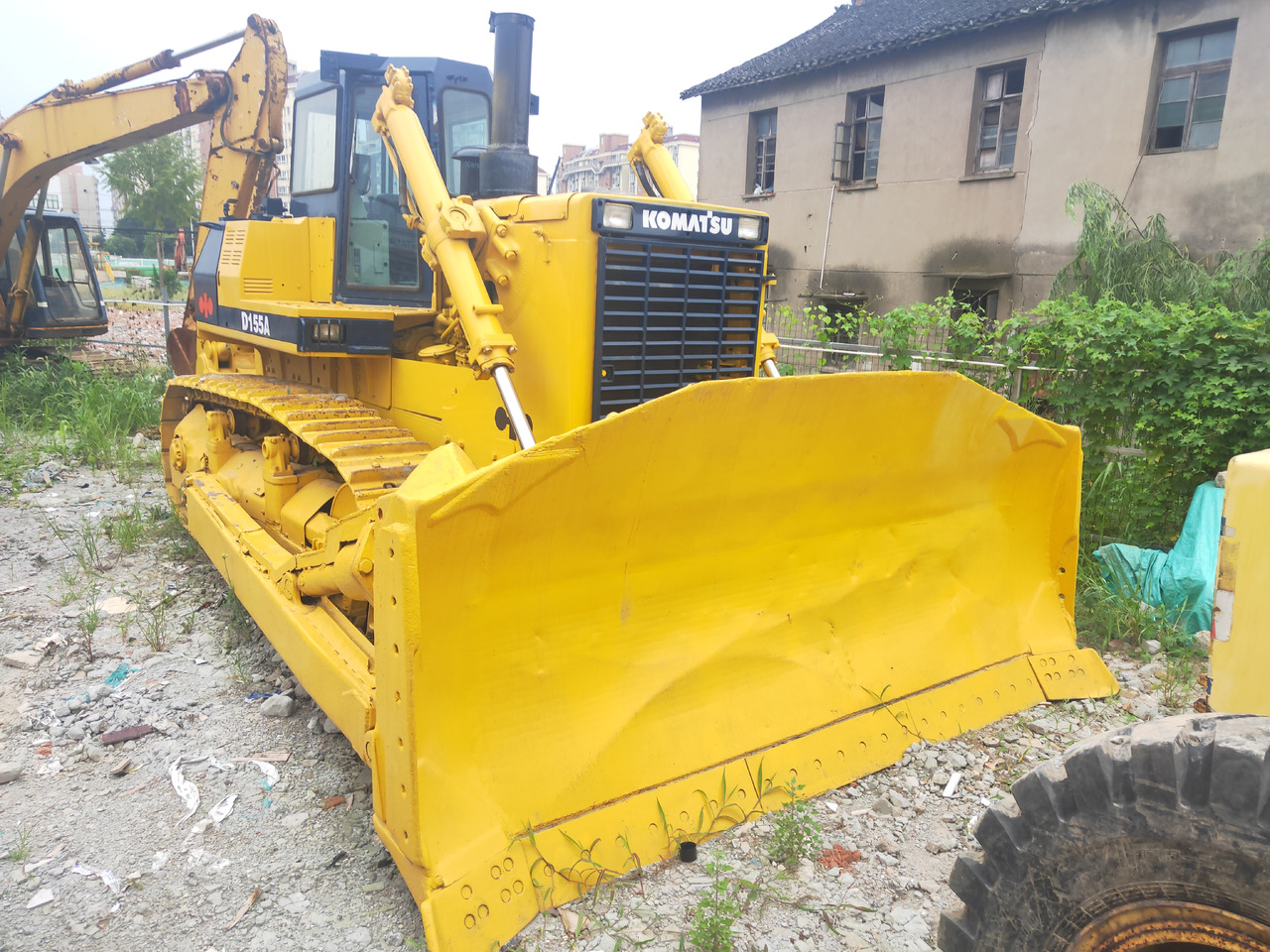 KOMATSU D155A-2 - Buldožer: slika 2 KOMATSU D155A-2 - Buldožer: slika 2