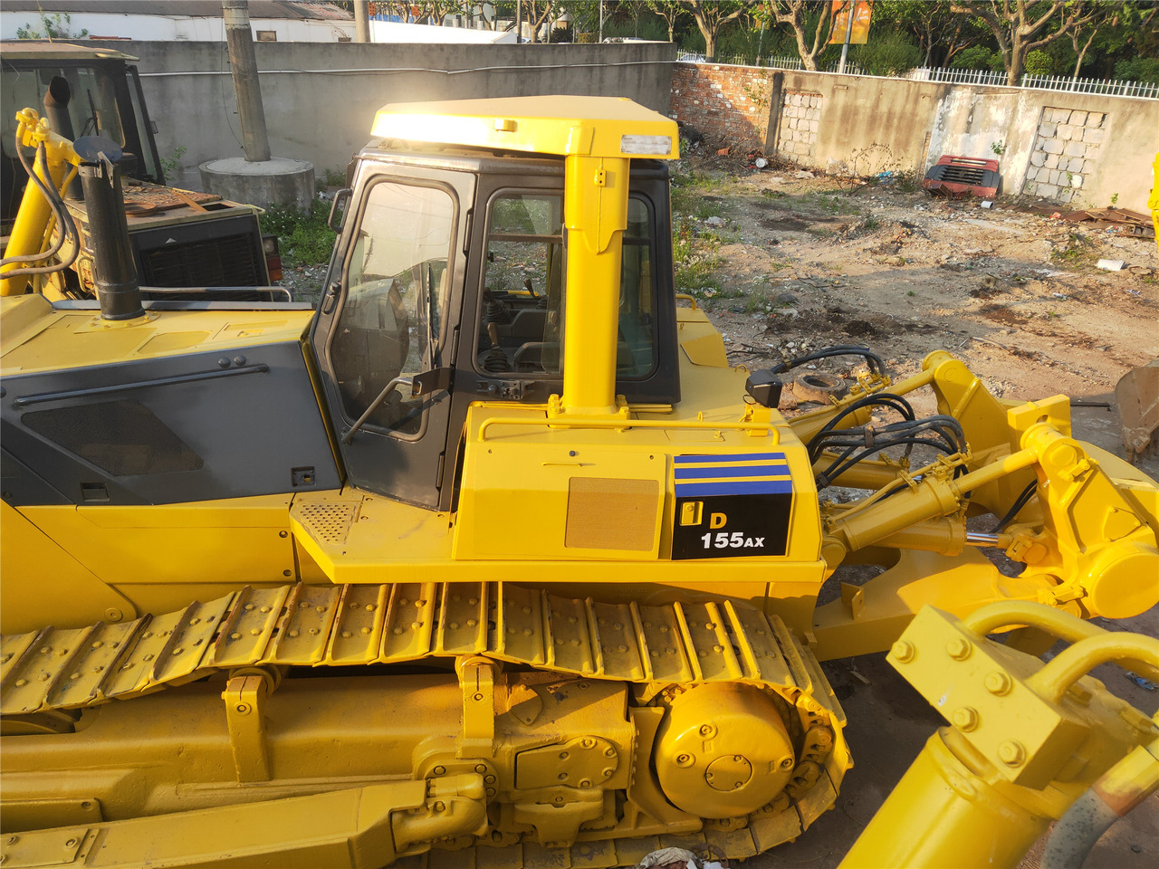 KOMATSU D155AX-5 - Buldožer: slika 2 KOMATSU D155AX-5 - Buldožer: slika 2