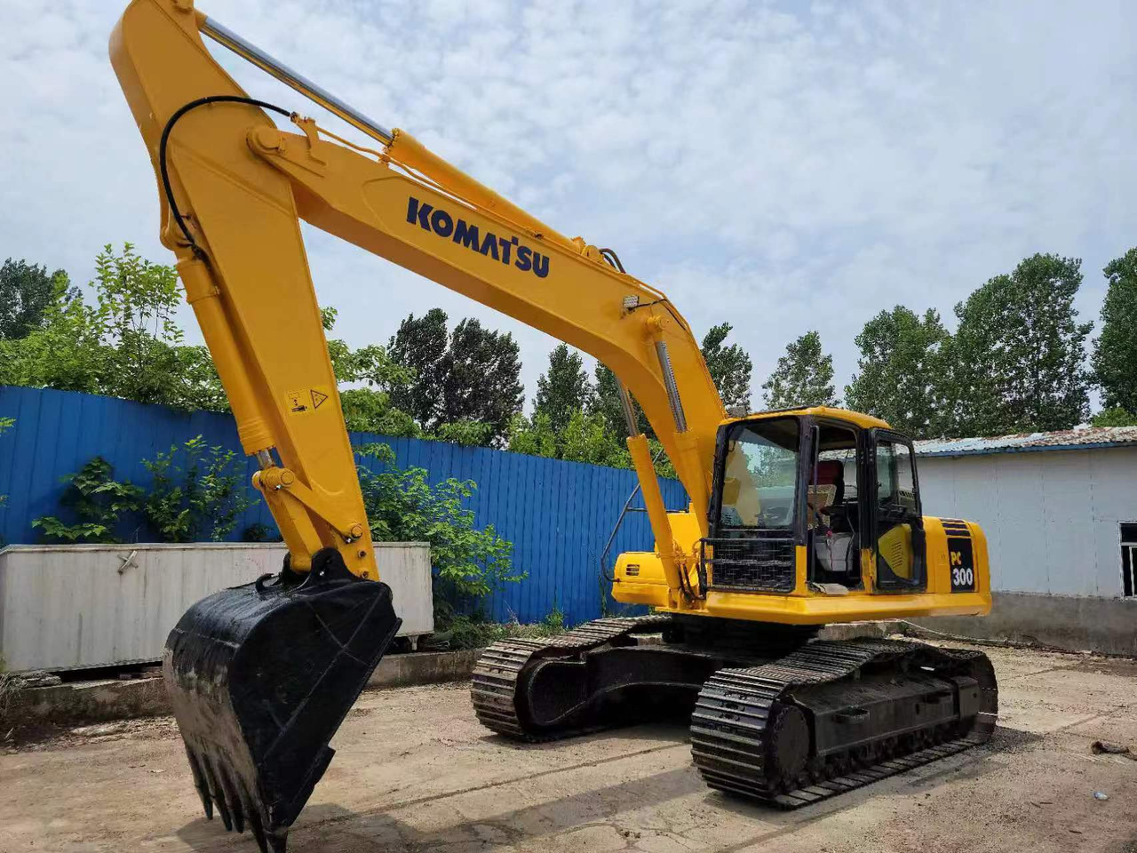 KOMATSU PC300-7 - Bager guseničar: slika 1 KOMATSU PC300-7 - Bager guseničar: slika 1