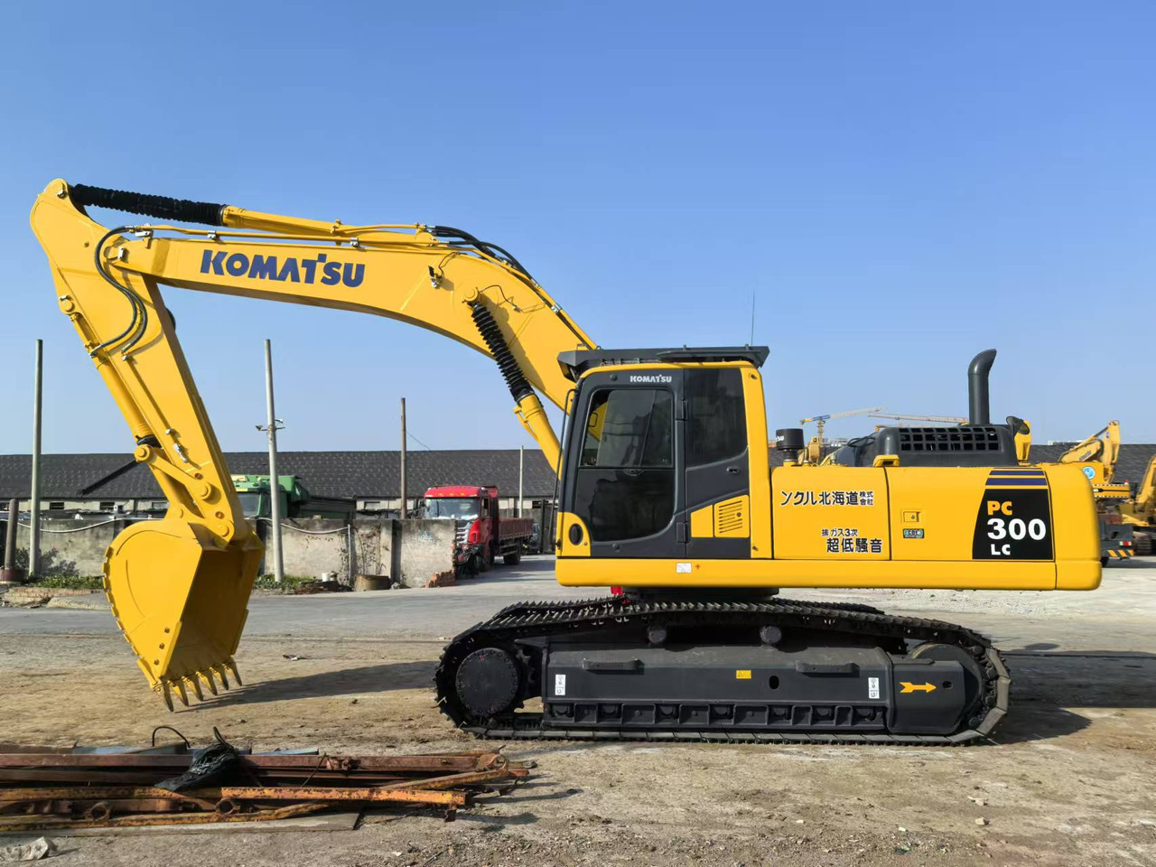 KOMATSU PC300-8 - Bager guseničar: slika 1 KOMATSU PC300-8 - Bager guseničar: slika 1