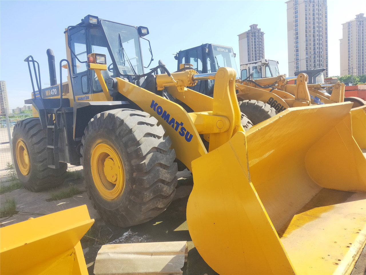 KOMATSU Wheel Loader WA470-3 Click Here for Discount - Utovarivač točkaš: slika 1 KOMATSU Wheel Loader WA470-3 Click Here for Discount - Utovarivač točkaš: slika 1