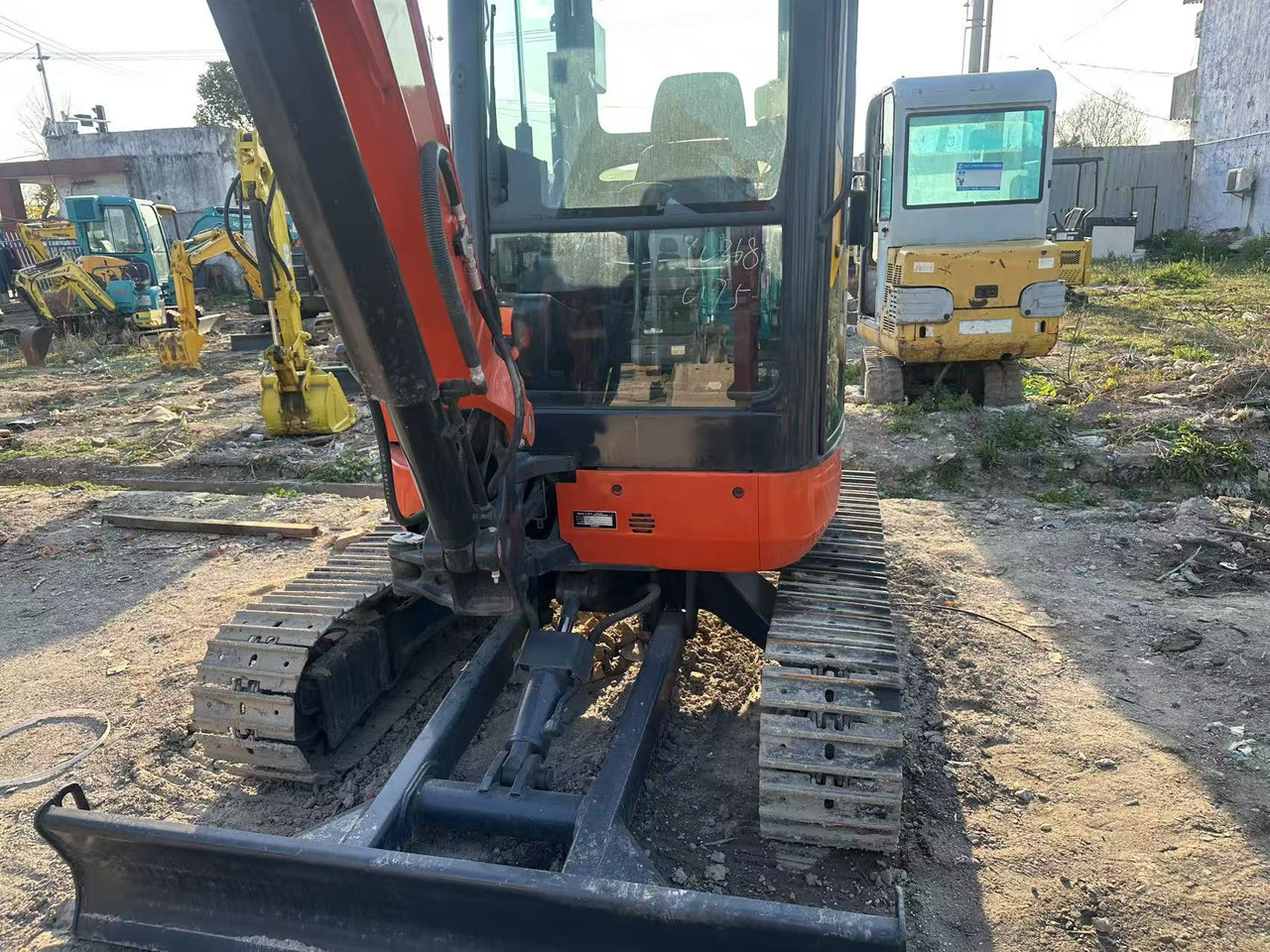 KUBOTA U55-4 - Bager guseničar: slika 4 KUBOTA U55-4 - Bager guseničar: slika 4