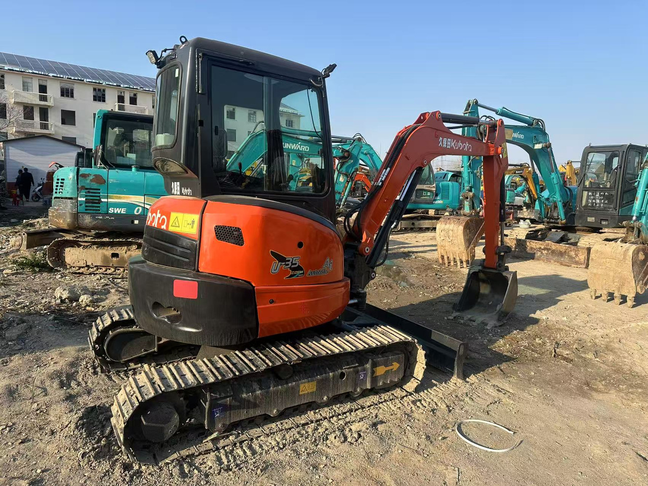 KUBOTA U55-4 - Bager guseničar: slika 1 KUBOTA U55-4 - Bager guseničar: slika 1