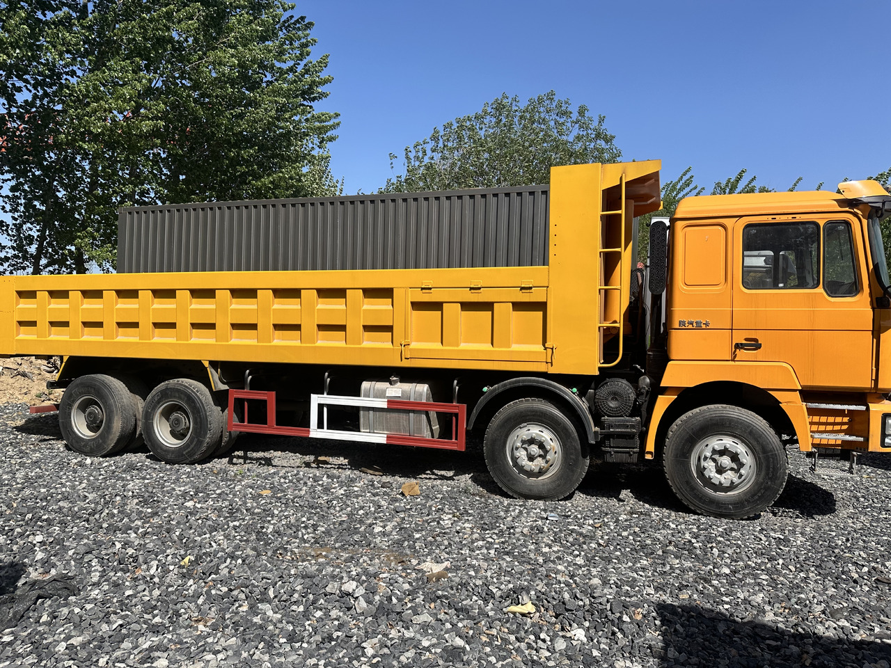 SHACMAN F3000 8X4 Click Here For DISCOUNT - Istovarivač: slika 1 SHACMAN F3000 8X4 Click Here For DISCOUNT - Istovarivač: slika 1