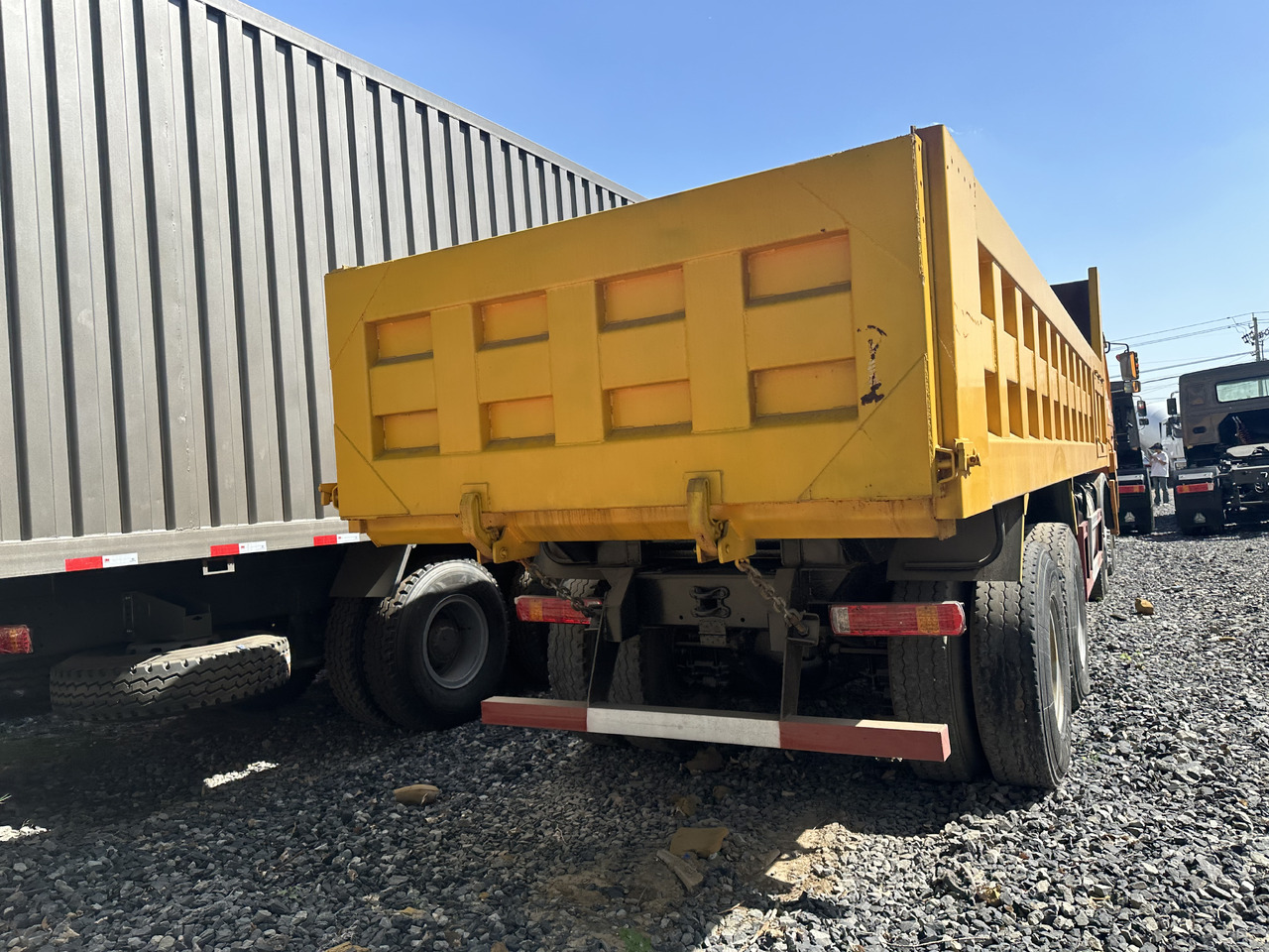 SHACMAN F3000 8X4 Click Here For DISCOUNT - Istovarivač: slika 5 SHACMAN F3000 8X4 Click Here For DISCOUNT - Istovarivač: slika 5