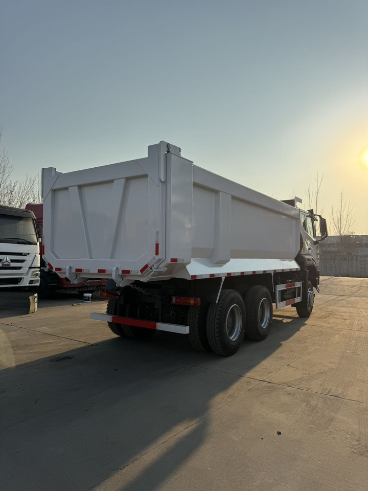 SINOTRUK HOWO NX400 6X4 - Istovarivač: slika 4 SINOTRUK HOWO NX400 6X4 - Istovarivač: slika 4