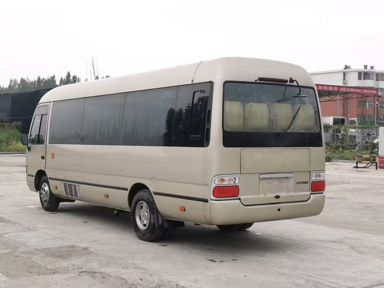 TOYOTA Coaster Mini Bus Good Conditon Automatic Doors Negotiable - Minibus, Putnički kombi: slika 4 TOYOTA Coaster Mini Bus Good Conditon Automatic Doors Negotiable - Minibus, Putnički kombi: slika 4