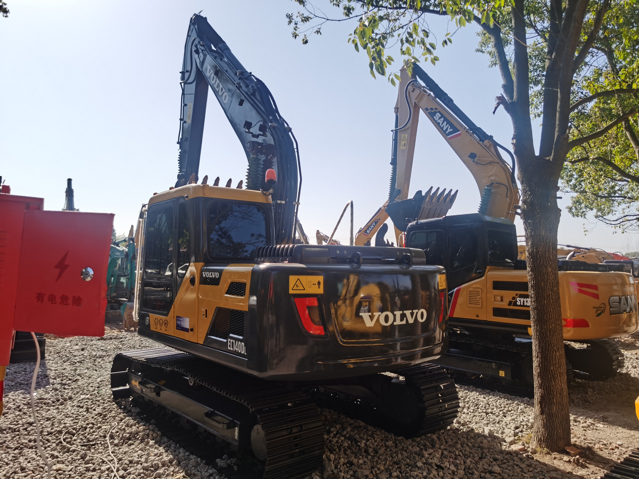 VOLVO EC140DL - Bager guseničar: slika 4 VOLVO EC140DL - Bager guseničar: slika 4