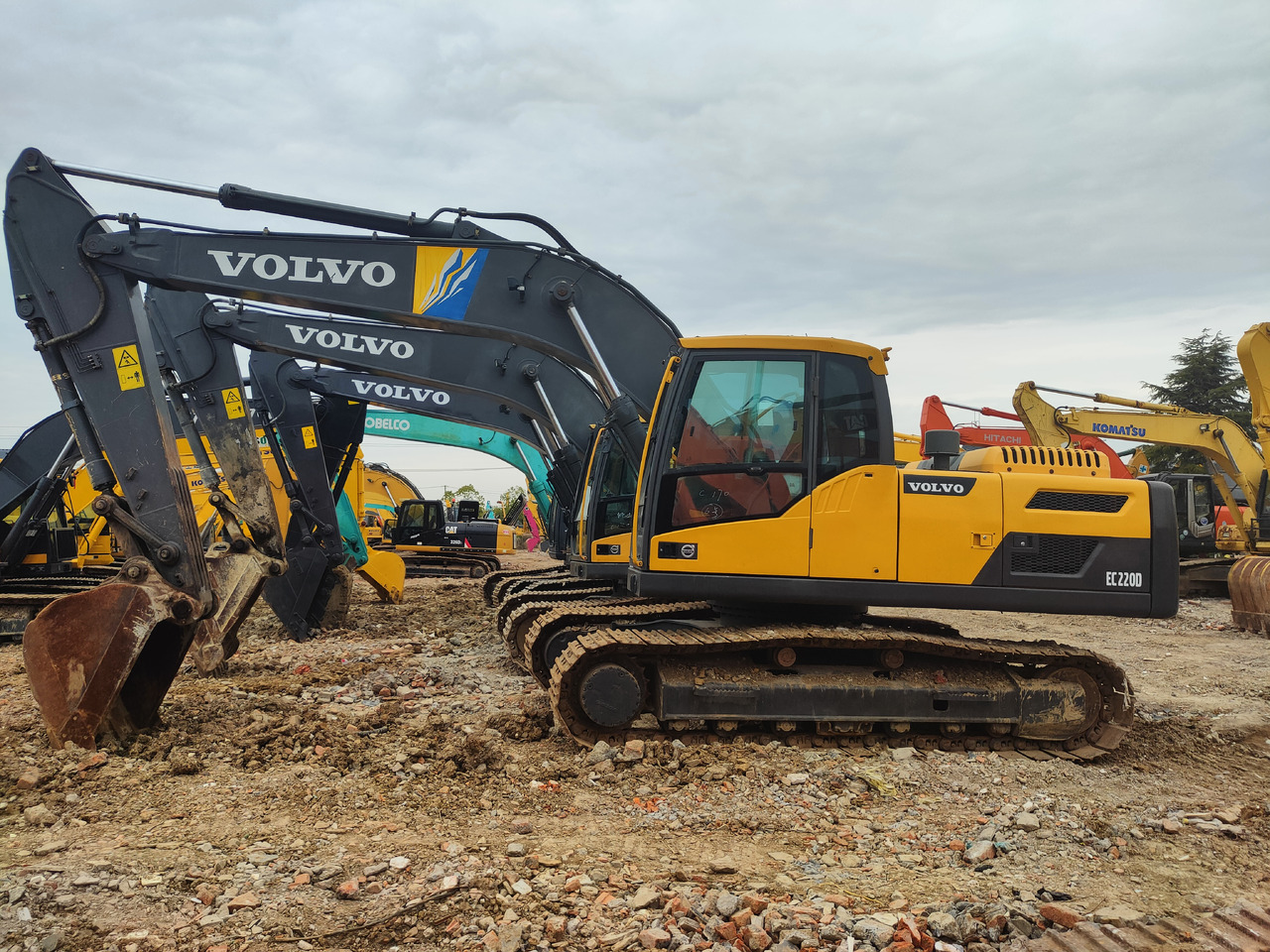 VOLVO EC220D - Bager guseničar: slika 3 VOLVO EC220D - Bager guseničar: slika 3