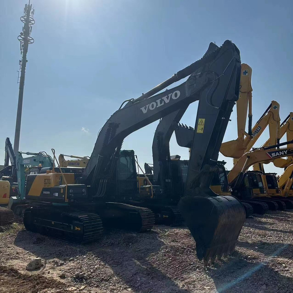 VOLVO Excavator EC210B Click for Discount - Bager guseničar: slika 3 VOLVO Excavator EC210B Click for Discount - Bager guseničar: slika 3