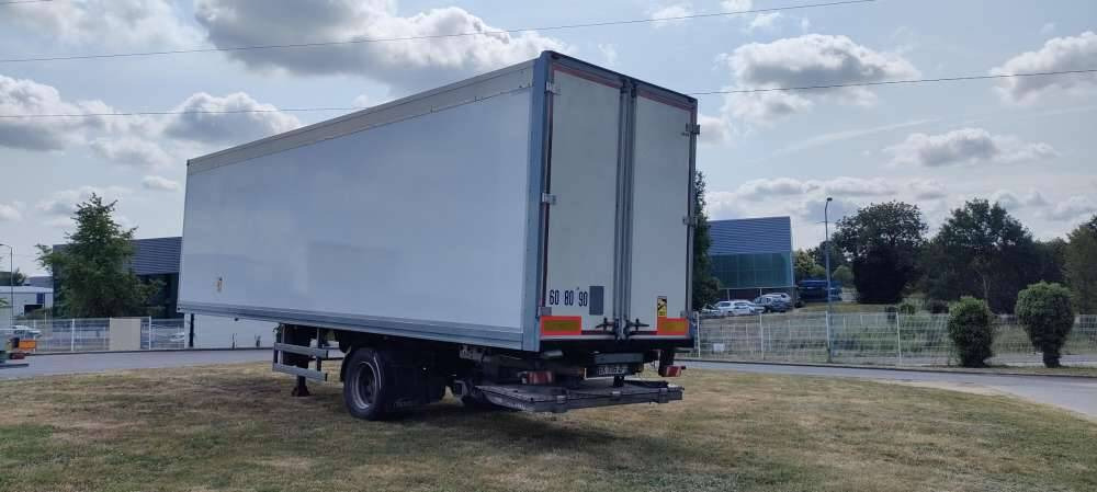 Semi-remorque 1 Essieu DISTRIBOX HAYON 24 PALETTES 2 PORTES AR 2M80 - Poluprikolica sa zatvorenim sandukom: slika 5 Semi-remorque 1 Essieu DISTRIBOX HAYON 24 PALETTES 2 PORTES AR 2M80 - Poluprikolica sa zatvorenim sandukom: slika 5