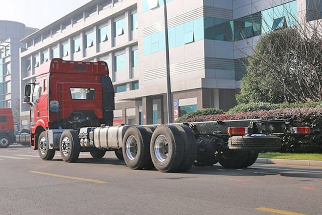 FAW Faw J6P 420 Truck New Model for Sale in Ghana - Kamion sa golom šasijom i zatvorenom kabinom: slika 3 FAW Faw J6P 420 Truck New Model for Sale in Ghana - Kamion sa golom šasijom i zatvorenom kabinom: slika 3