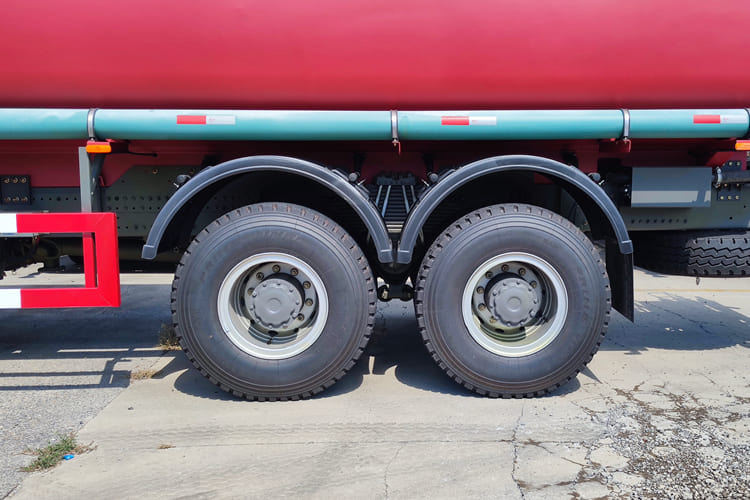 Howo Howo Water Truck for Sale in Nigeria - Kamion: slika 4 Howo Howo Water Truck for Sale in Nigeria - Kamion: slika 4