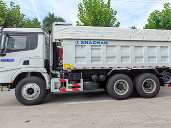 SHACMAN Shacman F3000 6x4 Tractor Truck for Sale in Zambia - Kamion: slika 4 SHACMAN Shacman F3000 6x4 Tractor Truck for Sale in Zambia - Kamion: slika 4