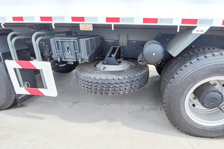 SHACMAN Shacman X3000 Dump Truck for Sale in Saudi Arabia - Istovarivač: slika 5 SHACMAN Shacman X3000 Dump Truck for Sale in Saudi Arabia - Istovarivač: slika 5