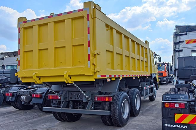 SINOTRUK Howo 400 10 Wheeler Tipper Truck for Sale in Côte d'Ivoire - Istovarivač: slika 2 SINOTRUK Howo 400 10 Wheeler Tipper Truck for Sale in Côte d'Ivoire - Istovarivač: slika 2