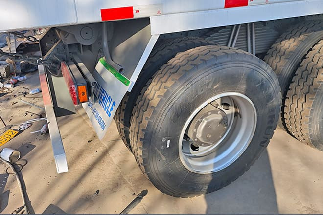 SINOTRUK Sinotruk Howo 371 8x4 Dump Truck for Sale in Libya - Istovarivač: slika 5 SINOTRUK Sinotruk Howo 371 8x4 Dump Truck for Sale in Libya - Istovarivač: slika 5