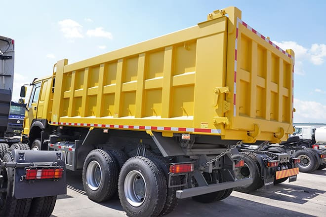 SINOTRUK Sinotruk Howo 400 New Dump Truck for Sale in Angola - Istovarivač: slika 3 SINOTRUK Sinotruk Howo 400 New Dump Truck for Sale in Angola - Istovarivač: slika 3
