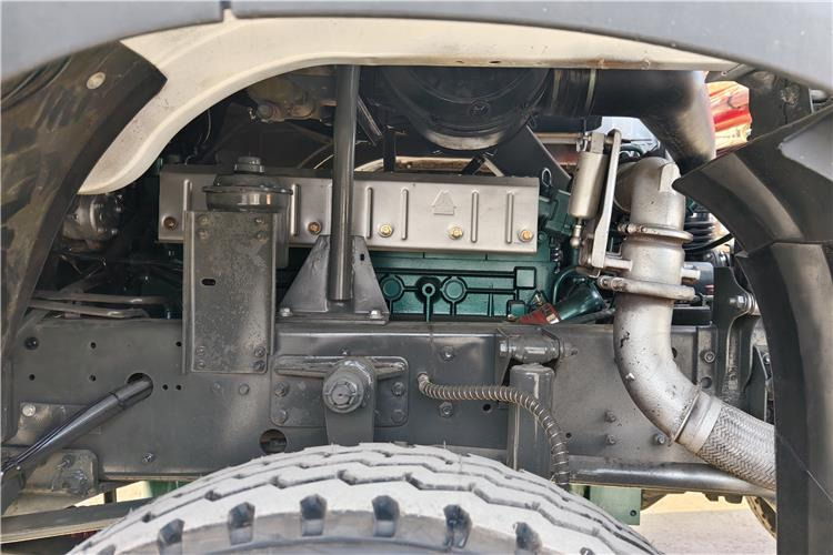 SINOTRUK Used Howo 371 Dump Truck 8x4 for Sale In Ghana - Istovarivač: slika 4 SINOTRUK Used Howo 371 Dump Truck 8x4 for Sale In Ghana - Istovarivač: slika 4