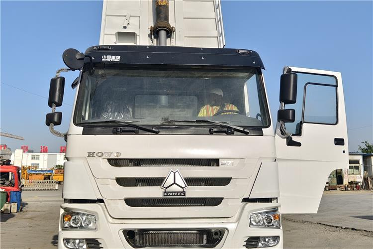 SINOTRUK Used Howo 371 Dump Truck 8x4 for Sale In Ghana - Istovarivač: slika 3 SINOTRUK Used Howo 371 Dump Truck 8x4 for Sale In Ghana - Istovarivač: slika 3