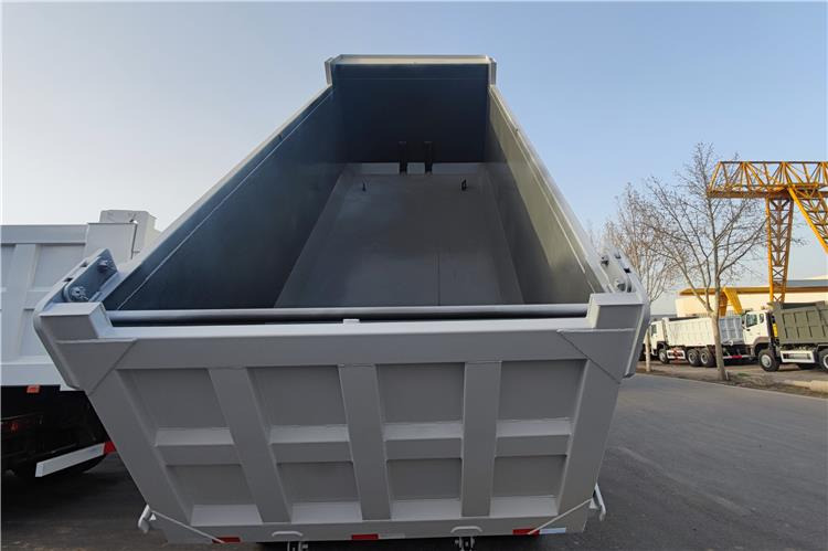 SINOTRUK Used Howo 400hp Dump Truck for Sale In Zambia - Istovarivač: slika 3 SINOTRUK Used Howo 400hp Dump Truck for Sale In Zambia - Istovarivač: slika 3