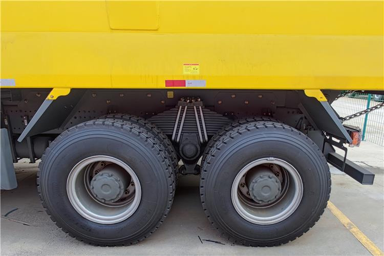 SINOTRUK Used Howo Tipper Truck 6x4 430HP U Shape for Sale In Guyana - Istovarivač: slika 3 SINOTRUK Used Howo Tipper Truck 6x4 430HP U Shape for Sale In Guyana - Istovarivač: slika 3