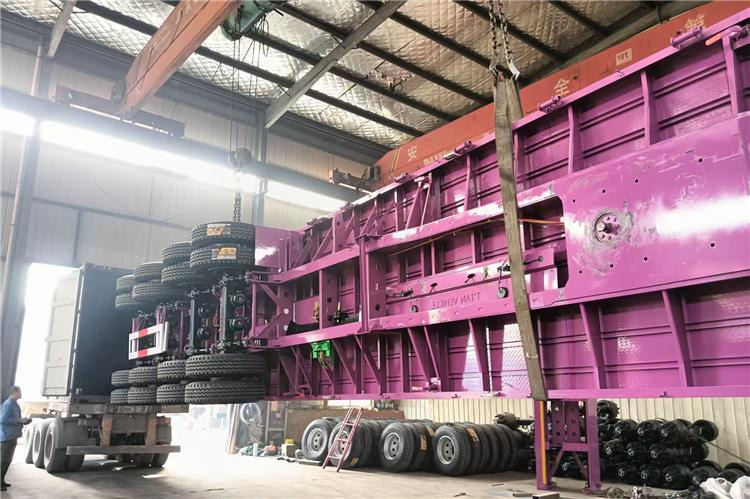 TITAN 4 Axle 40ft Flatbed Semi Trailer for Sale In Guam - Plato poluprikolica: slika 4 TITAN 4 Axle 40ft Flatbed Semi Trailer for Sale In Guam - Plato poluprikolica: slika 4