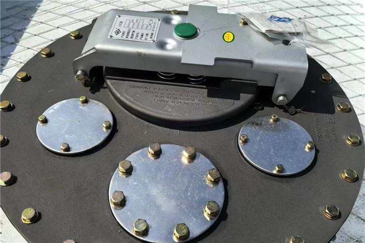 TITAN 4 Axle 50000 Liters Monoblock Tanker Trailer for Sale In Congo - Poluprikolica cisterna: slika 4 TITAN 4 Axle 50000 Liters Monoblock Tanker Trailer for Sale In Congo - Poluprikolica cisterna: slika 4