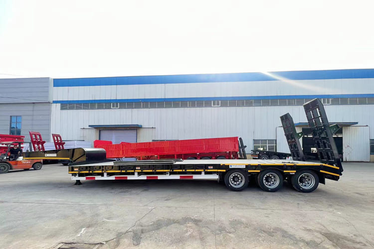 TITAN Low Bed Semi Trailer for Sale in Saudi Arabia - Niska poluprikolica za prevoz: slika 3 TITAN Low Bed Semi Trailer for Sale in Saudi Arabia - Niska poluprikolica za prevoz: slika 3