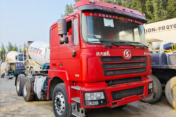 SHACMAN Used Shacman F3000 Truck Head for Sale in Mali - Tegljač: slika 1 SHACMAN Used Shacman F3000 Truck Head for Sale in Mali - Tegljač: slika 1