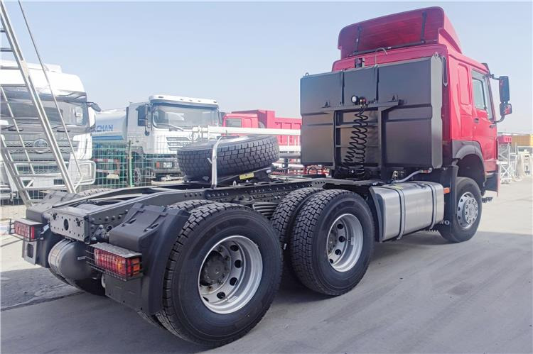 SINOTRUK Howo 6x4 Truck Price 380 HP Tractor Head for Sale In Zambia - Tegljač: slika 2 SINOTRUK Howo 6x4 Truck Price 380 HP Tractor Head for Sale In Zambia - Tegljač: slika 2