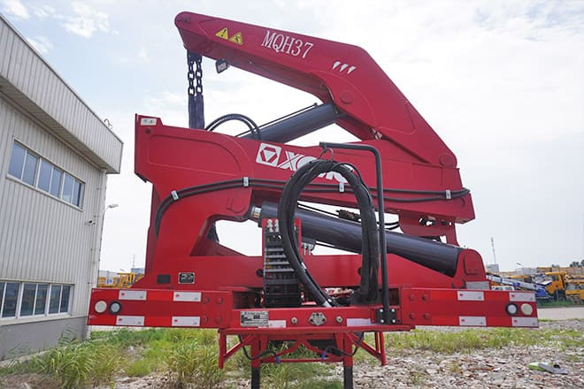 XCMG 20Ft 40Ft Container Side Loader for Sale in Guyana - Poluprikolica za prevoz kontejnera/ Poluprikolica sa promenjivim sandukom: slika 2 XCMG 20Ft 40Ft Container Side Loader for Sale in Guyana - Poluprikolica za prevoz kontejnera/ Poluprikolica sa promenjivim sandukom: slika 2
