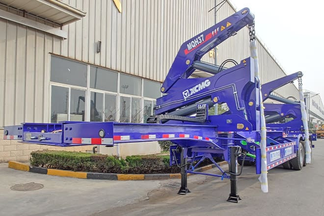 XCMG 40 Ft Container Side Loader Trailer for Sale in Papua New Guinea - Poluprikolica za prevoz kontejnera/ Poluprikolica sa promenjivim sandukom: slika 1 XCMG 40 Ft Container Side Loader Trailer for Sale in Papua New Guinea - Poluprikolica za prevoz kontejnera/ Poluprikolica sa promenjivim sandukom: slika 1